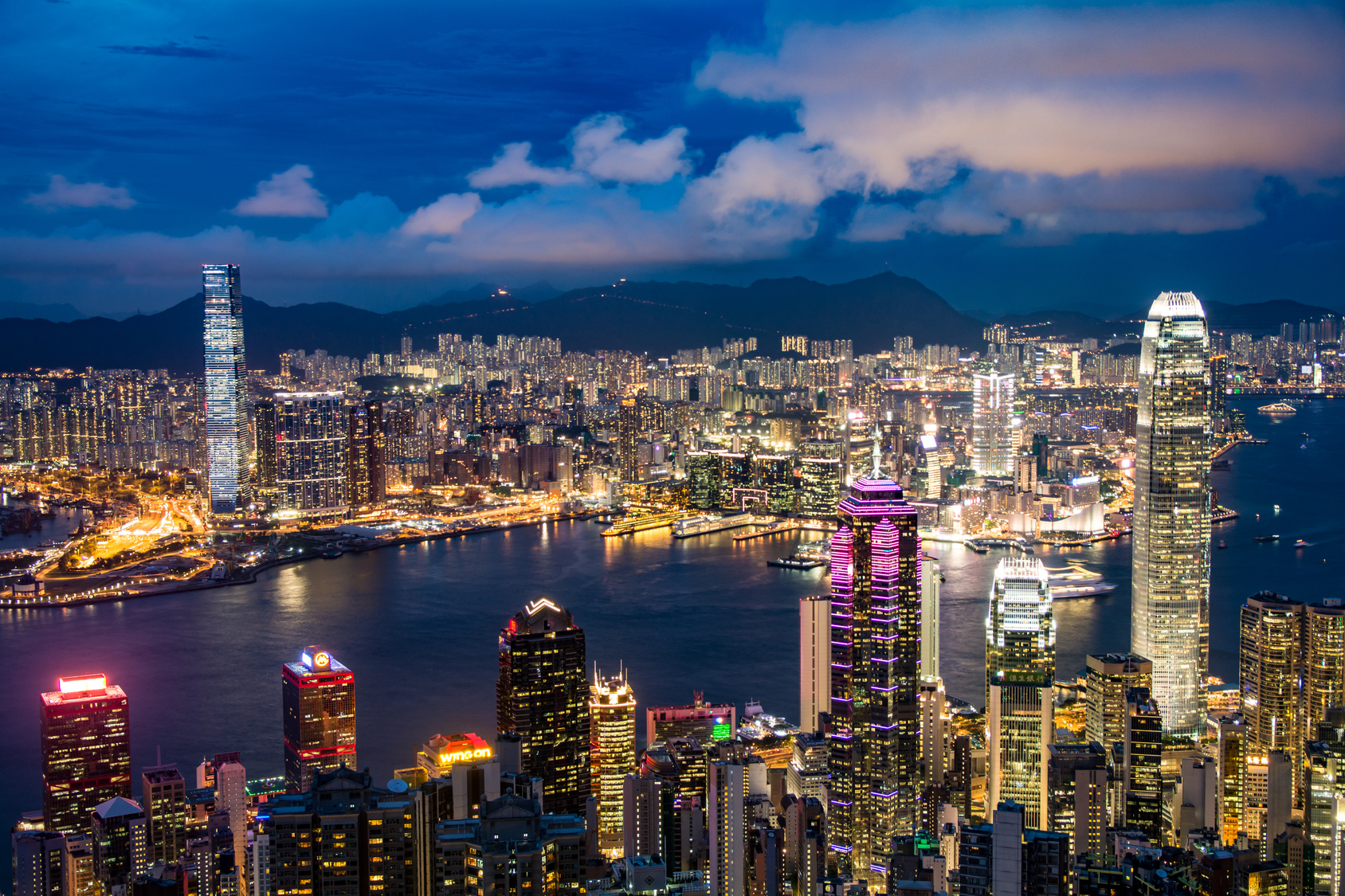 香港100万ドルの夜景