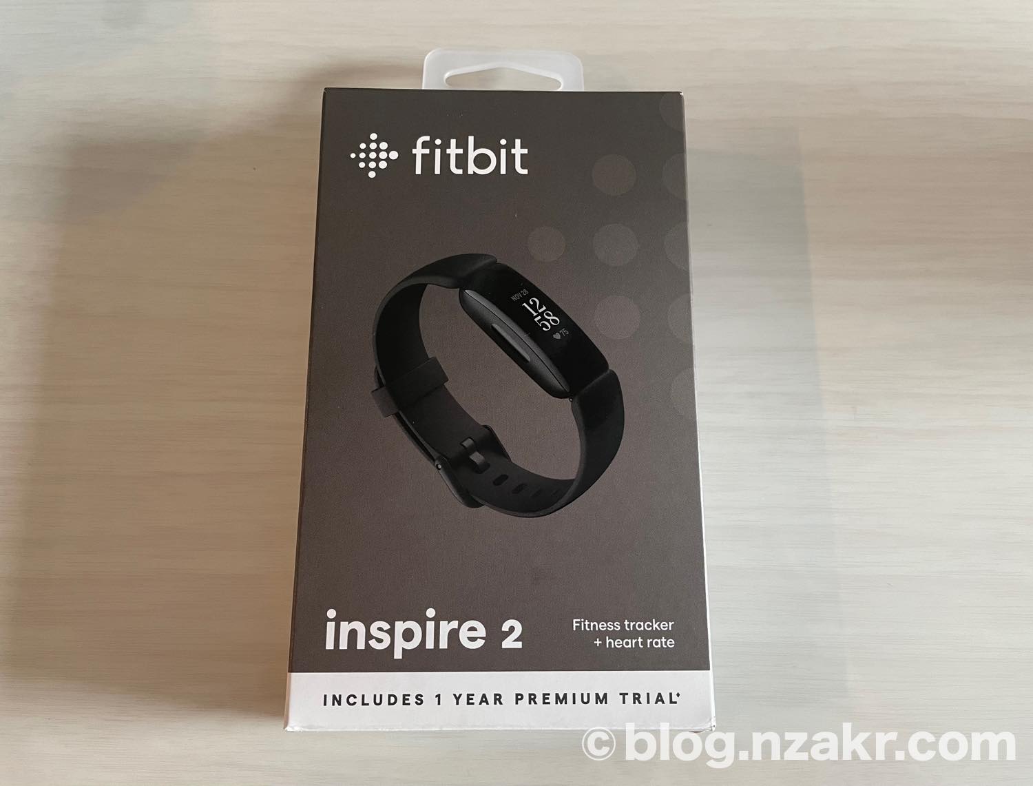 【Fitbit Inspire2 利用レビュー】小型かつ軽量でオススメのスマートウォッチ！使い方、バッテリーの持ち、計測できるものは